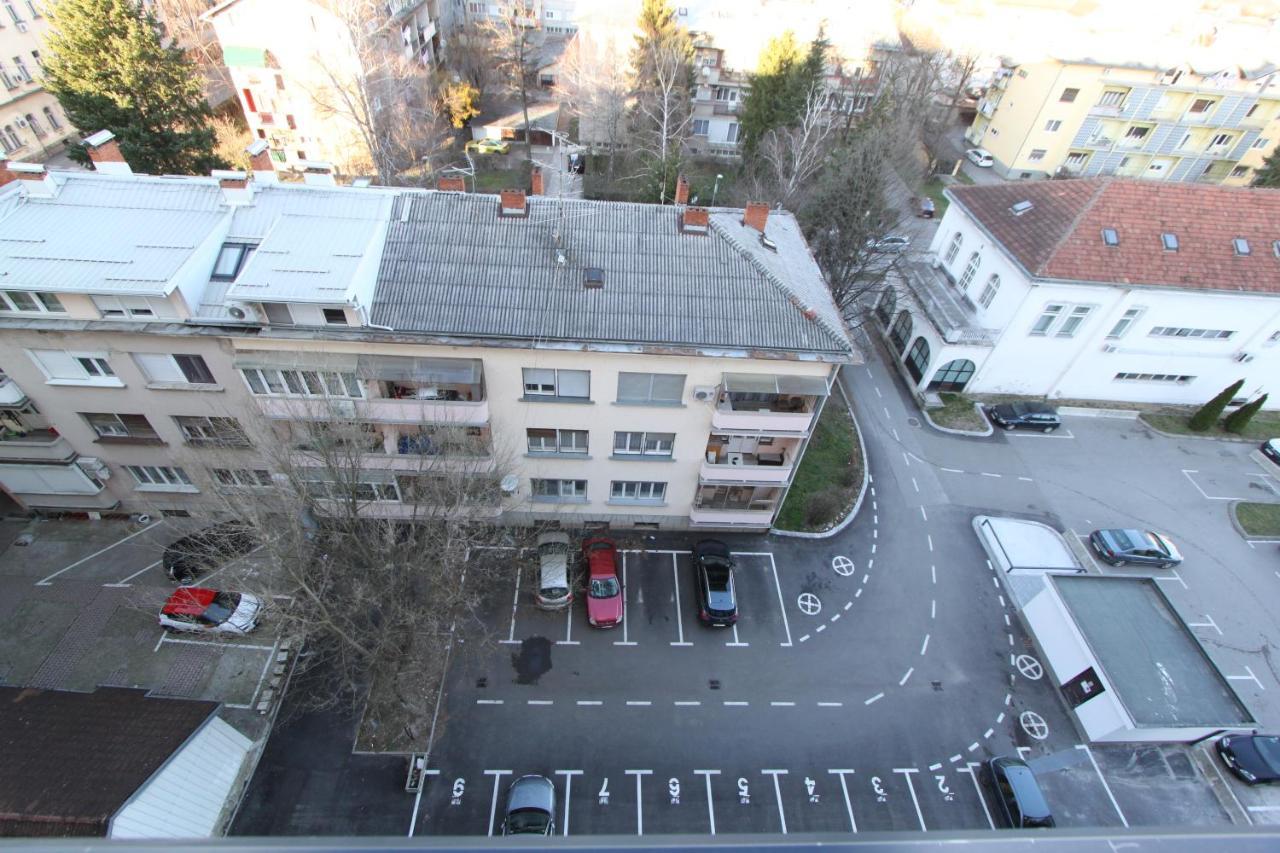 Downtown Apartment Banja Luka Bagian luar foto